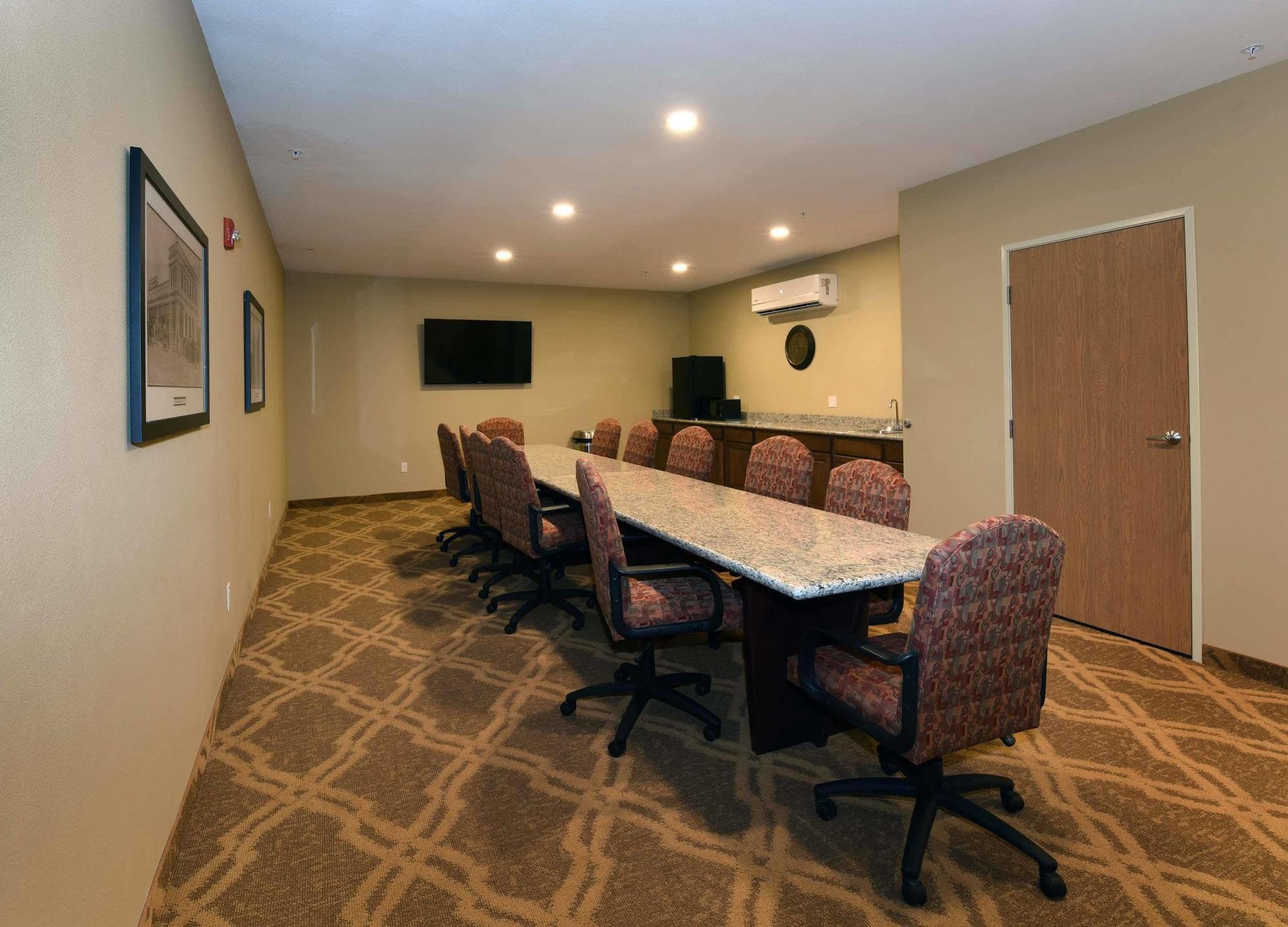 Hotel Western Vintage Valley 3*